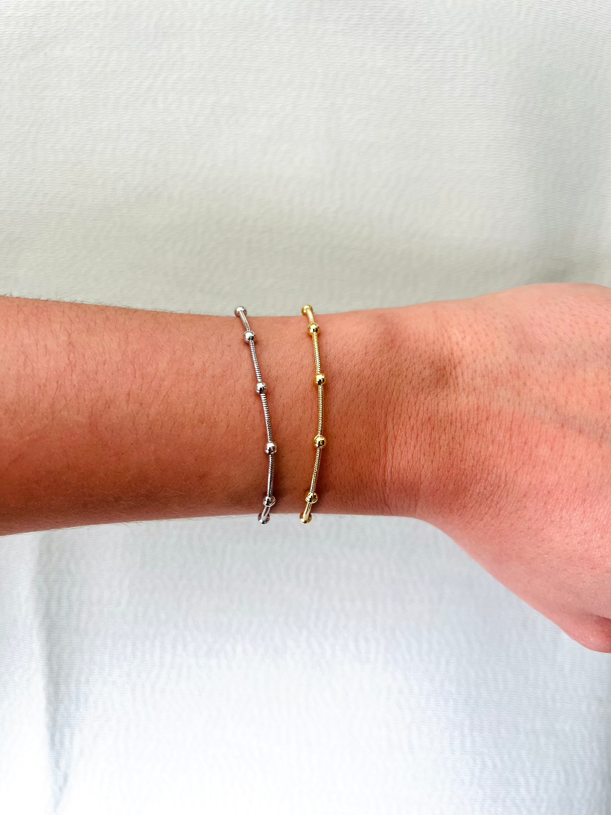 Pulseira Bolinhas Prateada